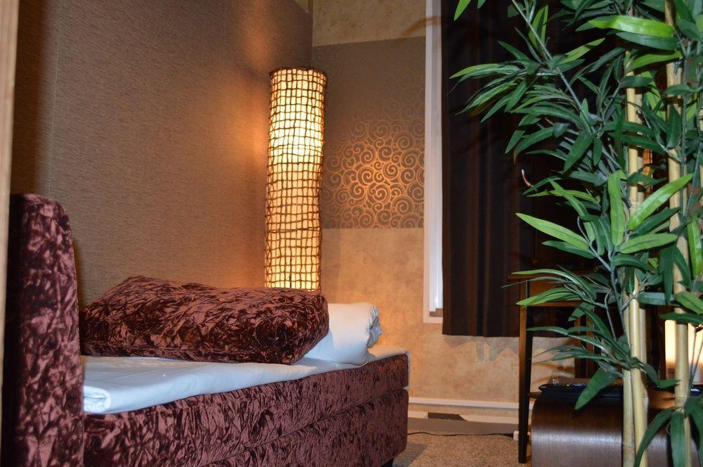 Centurion Cabin & Spa Tōkyō Extérieur photo