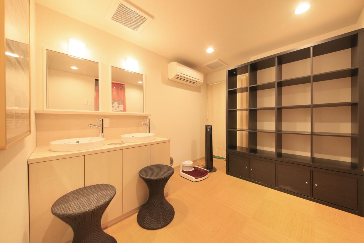 Centurion Cabin & Spa Tōkyō Extérieur photo