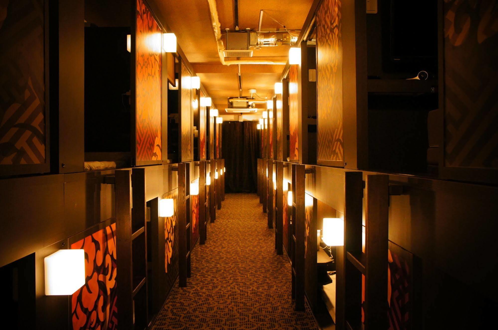 Centurion Cabin & Spa Tōkyō Extérieur photo